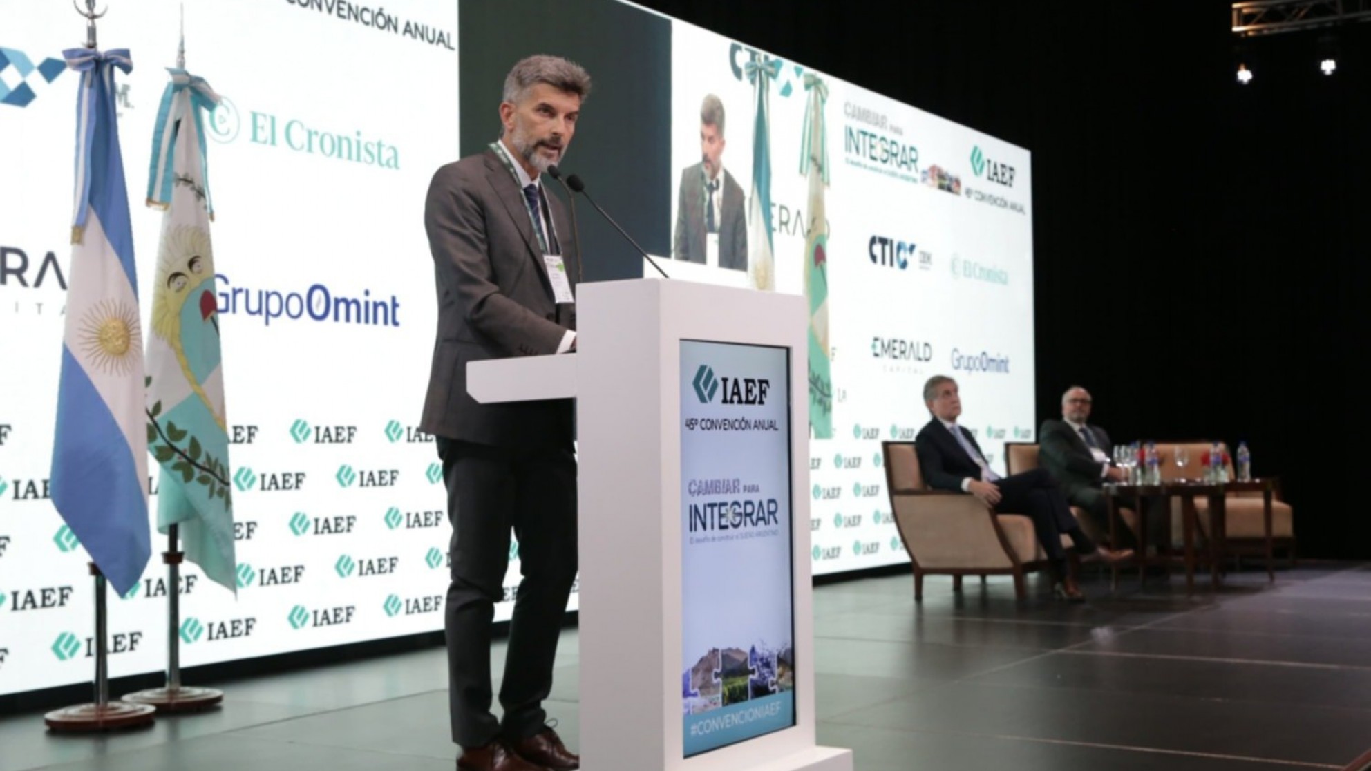 Ante Ejecutivos de Finanzas, Ulpiano Suarez destacó la explosión de inversiones en la Ciudad
